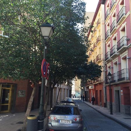 Apartamentos Auhabitat Zaragoza, Edificio De Apartamentos Turisticos Екстериор снимка