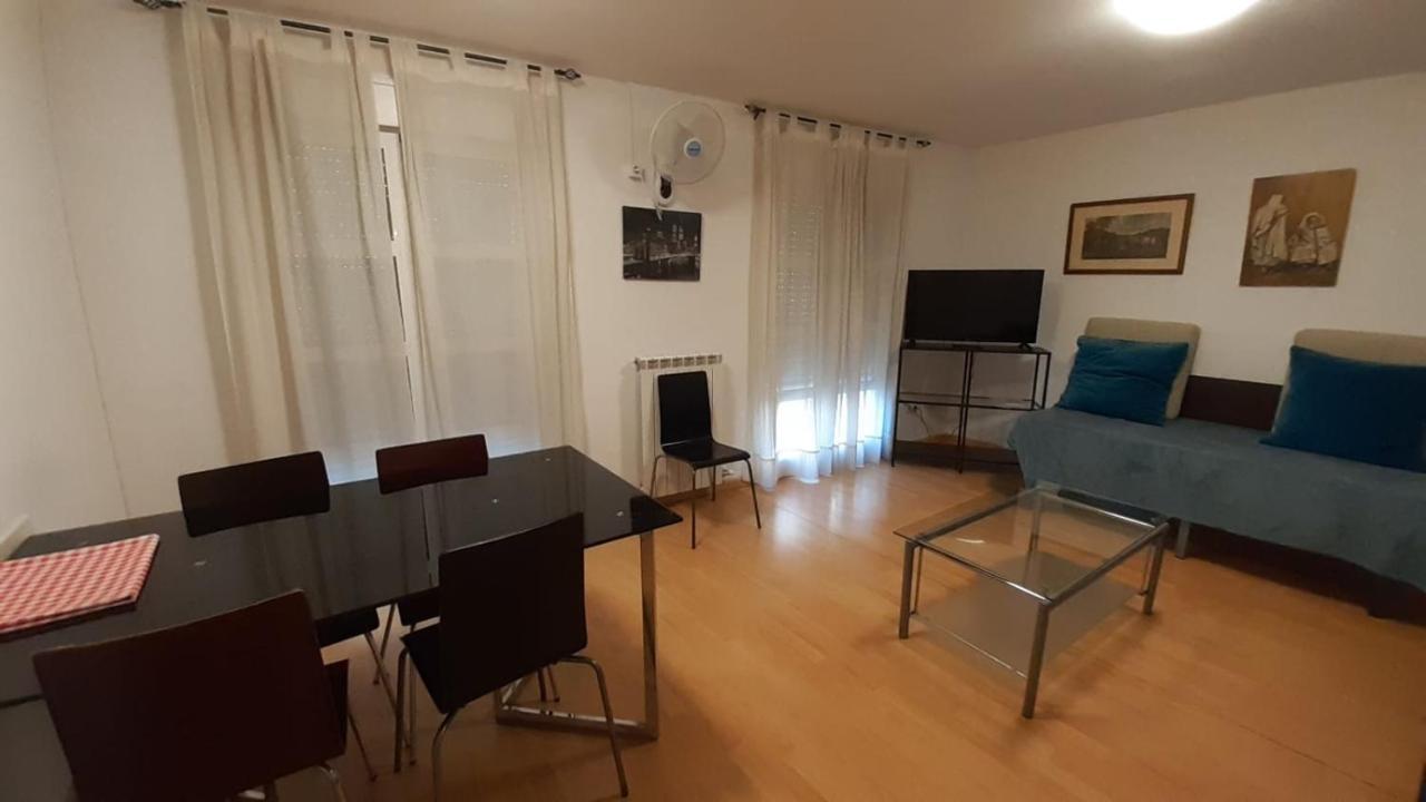 Apartamentos Auhabitat Zaragoza, Edificio De Apartamentos Turisticos Екстериор снимка
