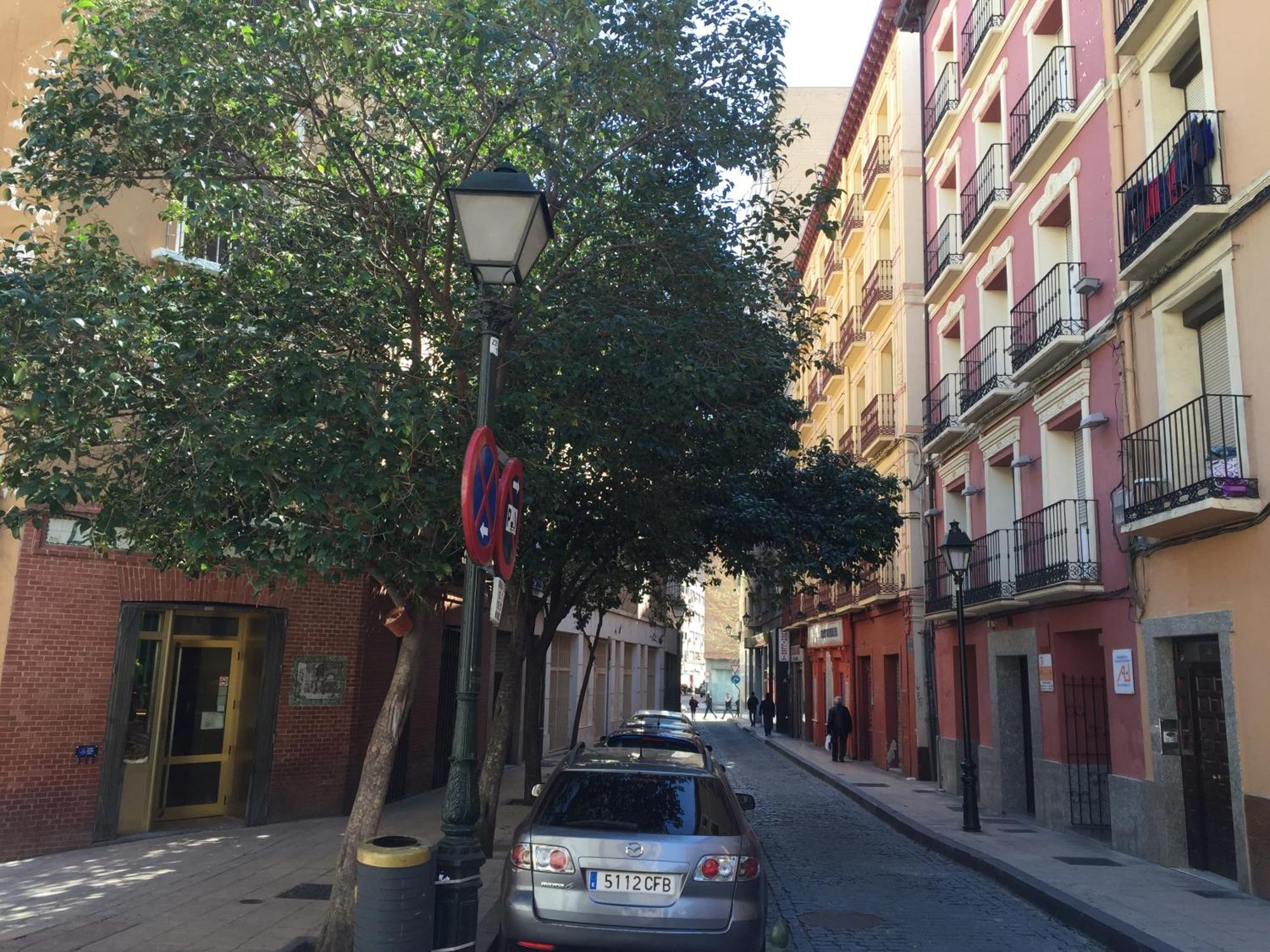 Apartamentos Auhabitat Zaragoza, Edificio De Apartamentos Turisticos Екстериор снимка