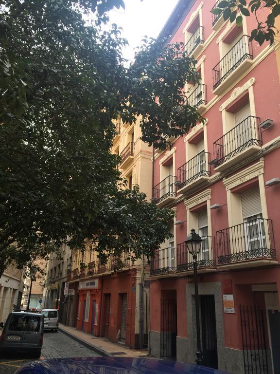 Apartamentos Auhabitat Zaragoza, Edificio De Apartamentos Turisticos Екстериор снимка