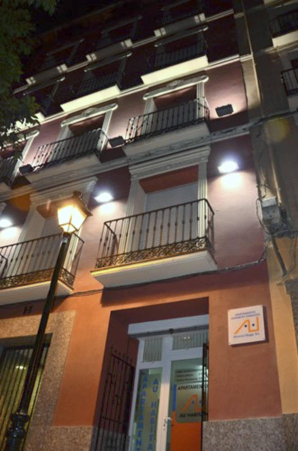 Apartamentos Auhabitat Zaragoza, Edificio De Apartamentos Turisticos Екстериор снимка