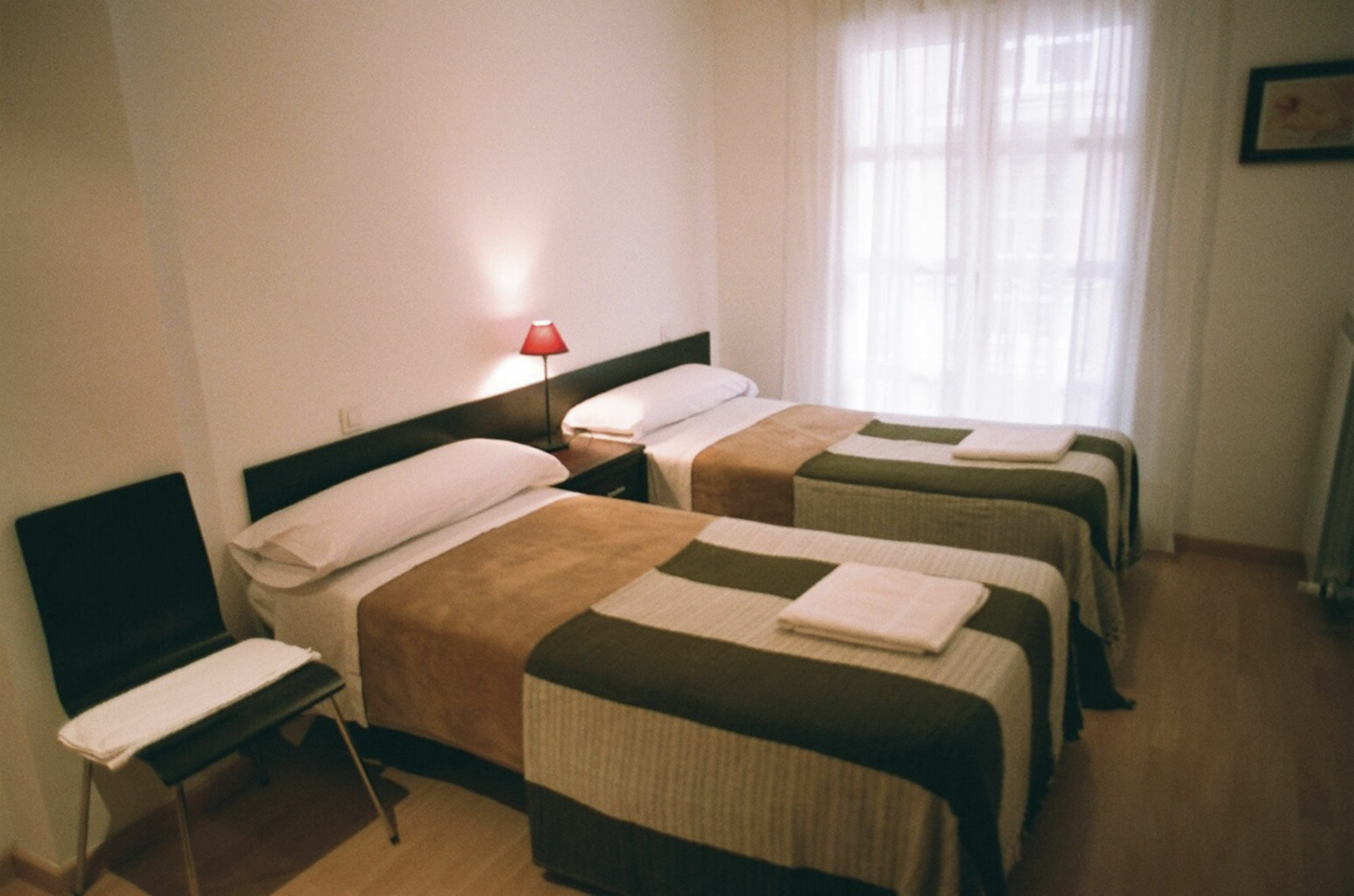 Apartamentos Auhabitat Zaragoza, Edificio De Apartamentos Turisticos Екстериор снимка